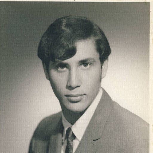 Jeffrey Gold Photo 57