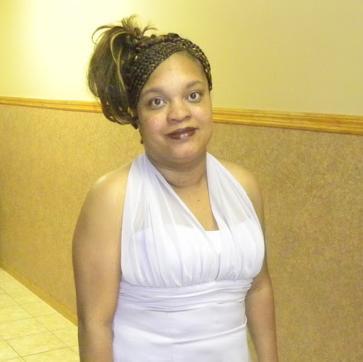 Deanna Walker Photo 30
