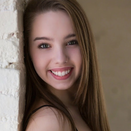 Sarah Stillman Photo 24