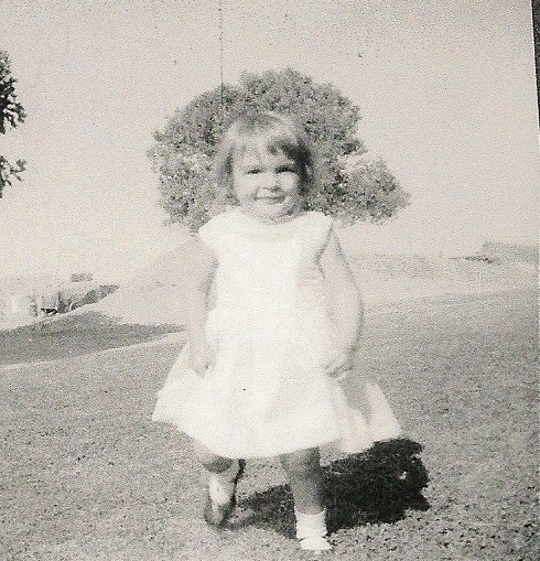 Annette Mills Photo 14