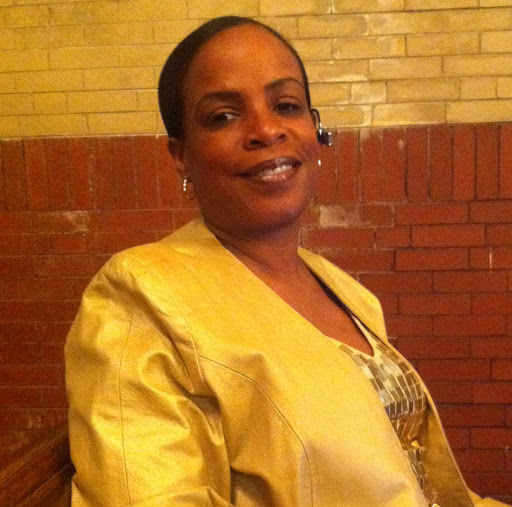 Regina Haynes Photo 18