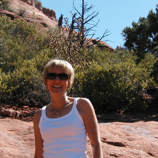 Linda Lowe Photo 19