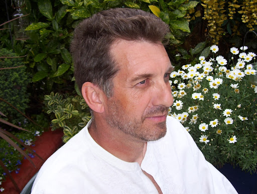 Robert Hinkley Photo 31