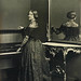 Elizabeth Lind Photo 15
