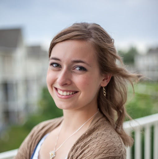 Emily Jordan Photo 35