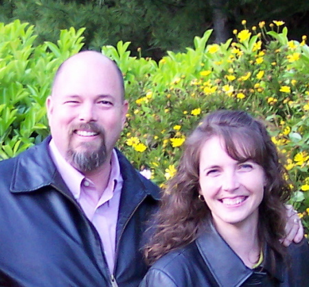 Julie Gardner Photo 30