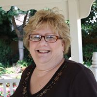 Colleen Carpenter Photo 28