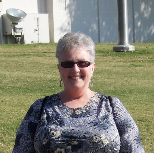 Diana Bradley Photo 34