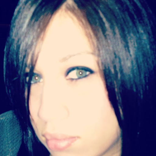 Liz Paredes Photo 15
