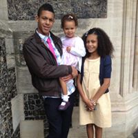 Kelly Mckie Photo 5