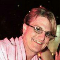 Jennifer Morris Photo 32
