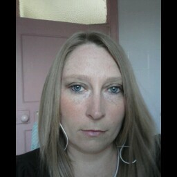 Claire Spencer Photo 19