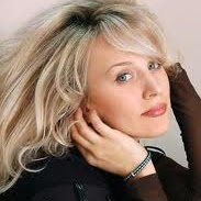Alexandra Robbins Photo 8