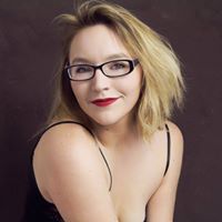Christina Hollar Photo 2