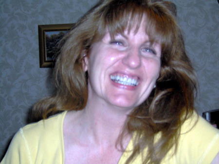 Julia Lowe Photo 35
