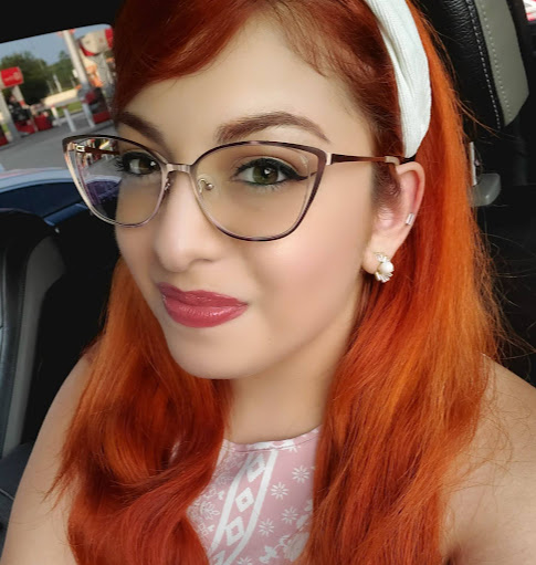 Maria Loera Photo 32