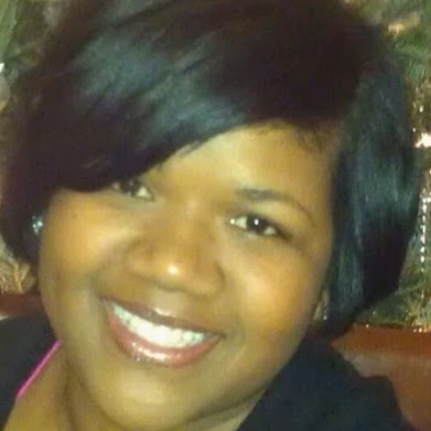 Lashanda Robinson Photo 17