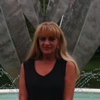 Janie Hitchcock Photo 4