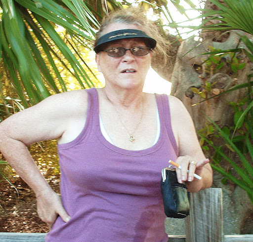 Betty Nichols Photo 32