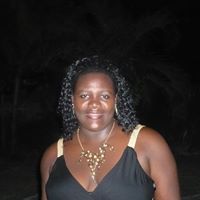 Lisa Sinclair Photo 20