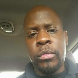 Derrick Moore Photo 41