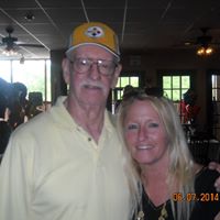 Traci Walsh Photo 14