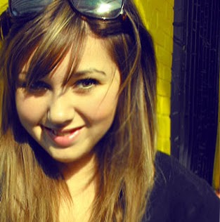 Nicole Monroy Photo 6