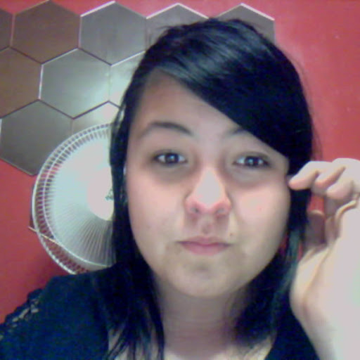 Alyssa Salinas Photo 7