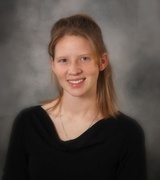Kristen Hall Photo 5