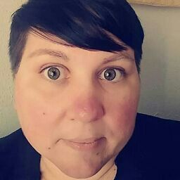 Angela Horne Photo 3