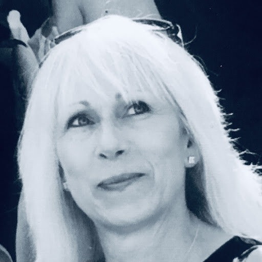 Susan Davies Photo 15