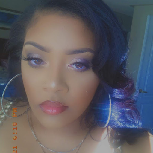 Ashley Lovelace Photo 4