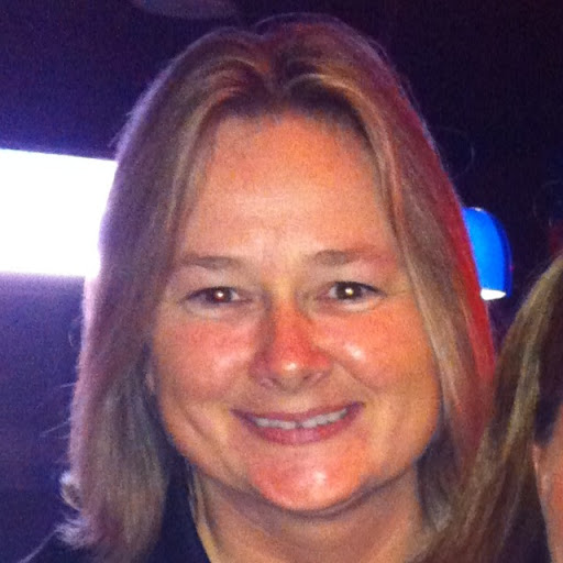 Sandra Emery Photo 30