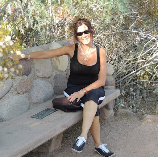 Lori Cooke Photo 24