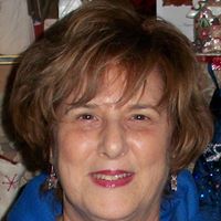 Carol Perez Photo 38
