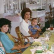 Martha Pratt Photo 32