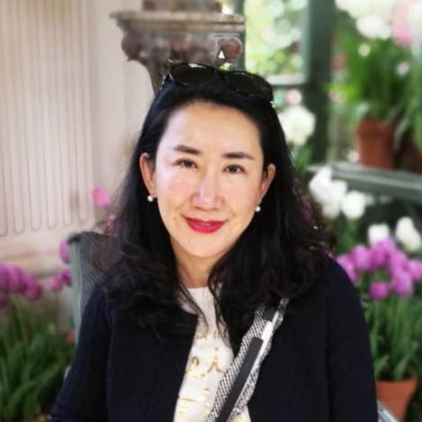 Linda Liu Photo 34