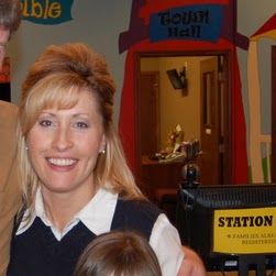 Jennifer Upchurch Photo 31