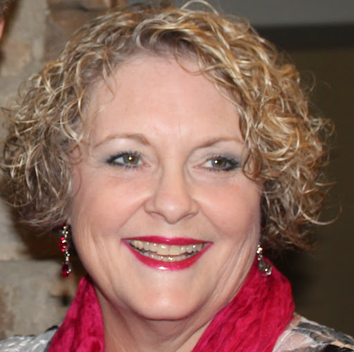 Diana Carr Photo 14