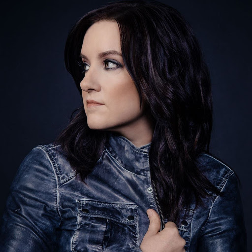 Brandy Clark Photo 34