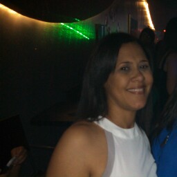 Damaris Robles Photo 17