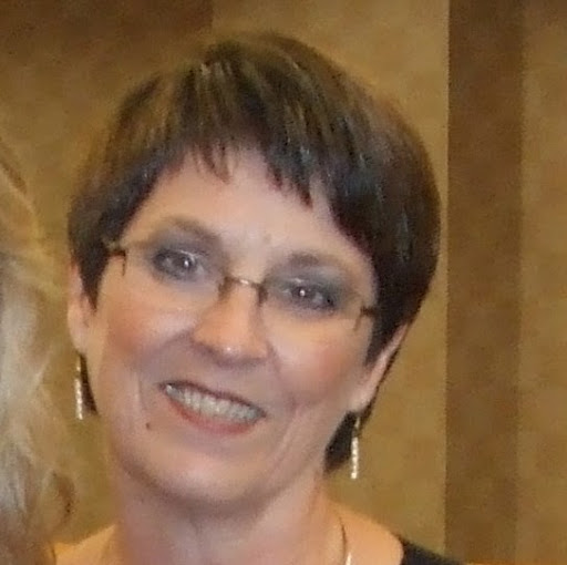 Lynne Gale Photo 3
