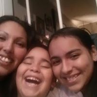 Jennifer Baiza Photo 9