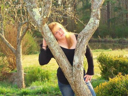 Lori Kelly Photo 20