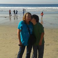 Kathy Ruiz Photo 15