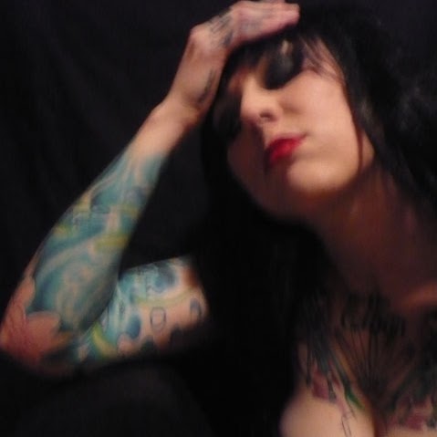 Julie Jenson Photo 30