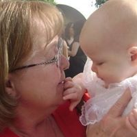 Karen Thacker Photo 24