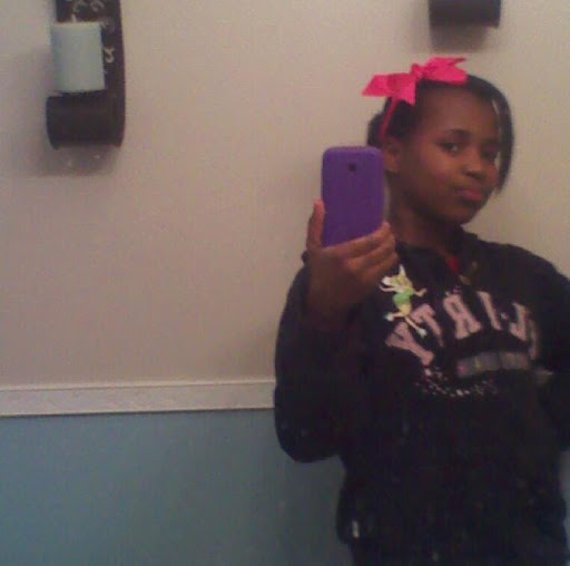 Tia Alexander Photo 13