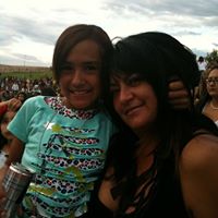 Mona Apodaca Photo 10