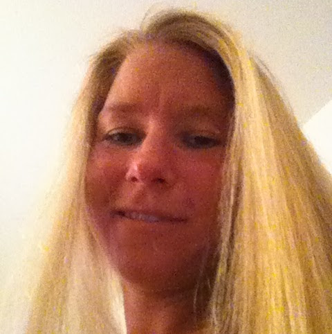Laura Hermann Photo 22
